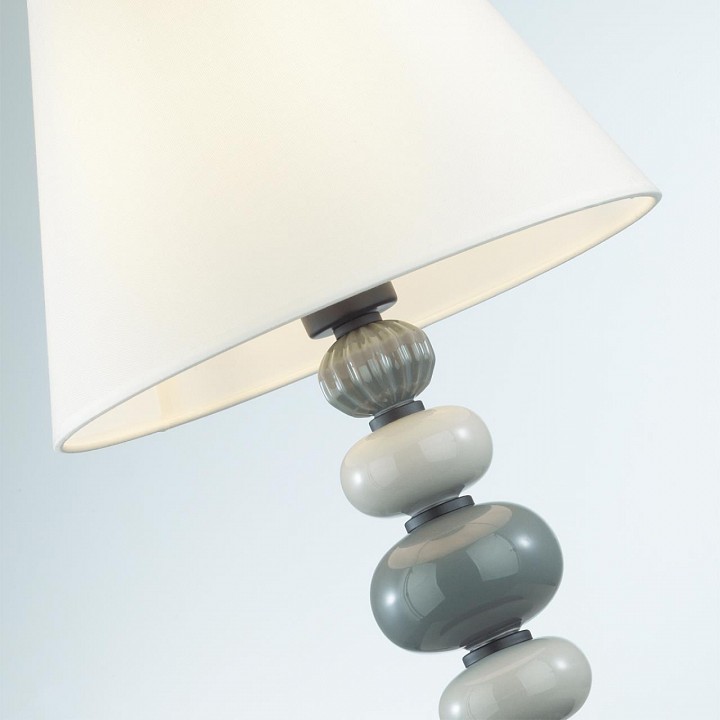 Настольная лампа декоративная odeon light sochi 4896/1t