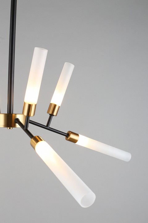 Люстра на штанге aployt oliwia apl.604.07.09