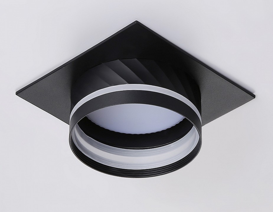 Встраиваемый светильник ambrella light tn tn5222