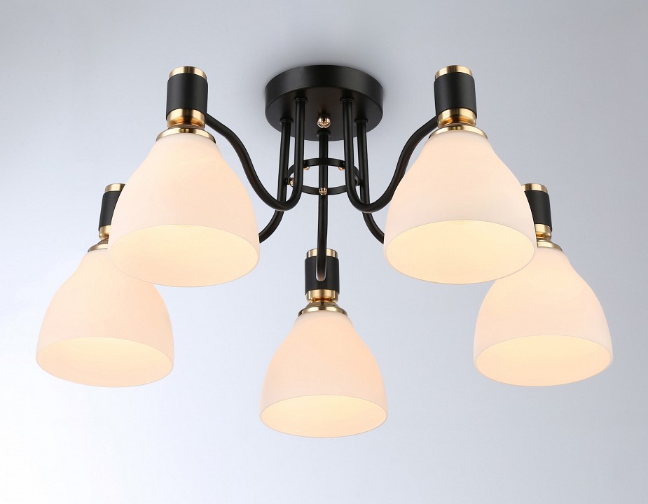 Потолочная люстра ambrella light tr tr303307