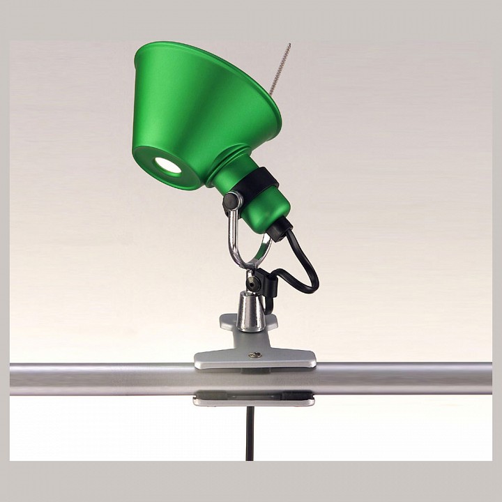 Настольная лампа офисная artemide a010880