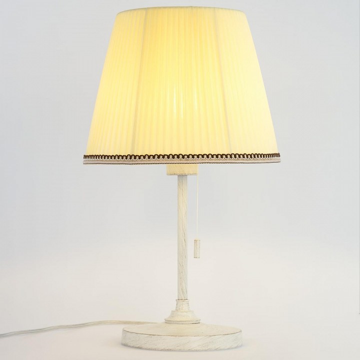 Настольная лампа декоративная citilux линц cl402723