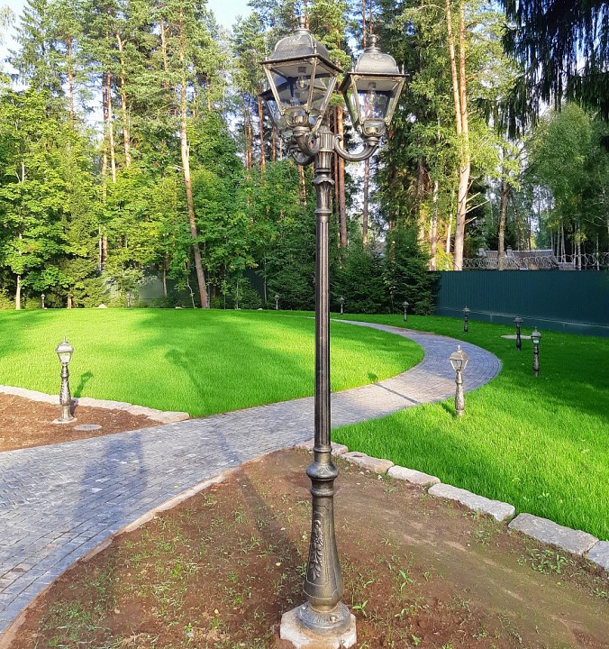 Фонарный столб fumagalli simon u33.202.r30.bxh27