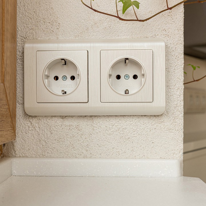 Рамка на 2 поста werkel stream (перламутровый) w0022113