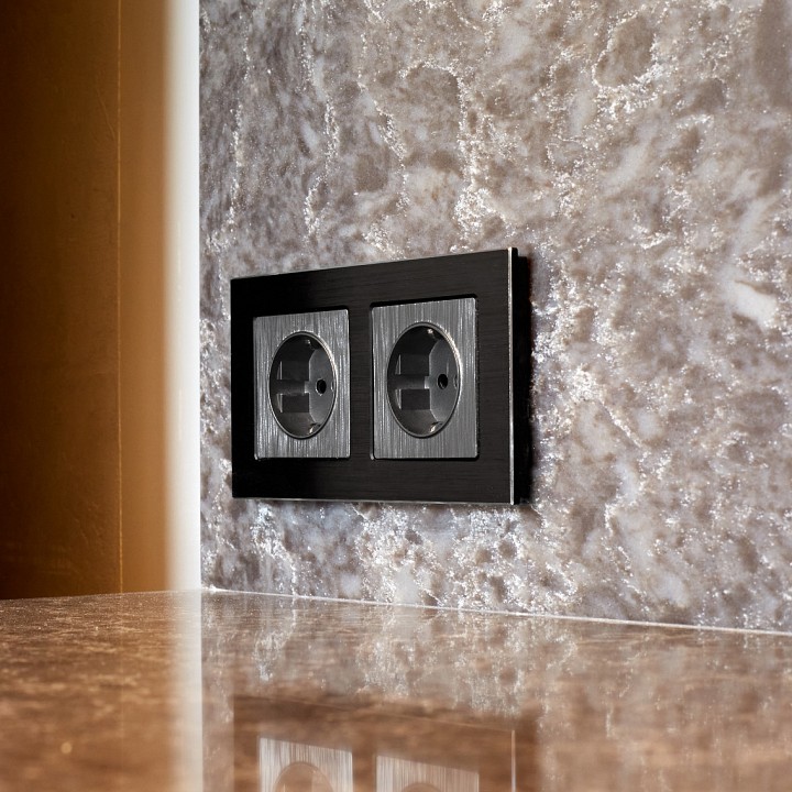 Рамка на 2 поста werkel aluminium (черный алюминий) w0021708