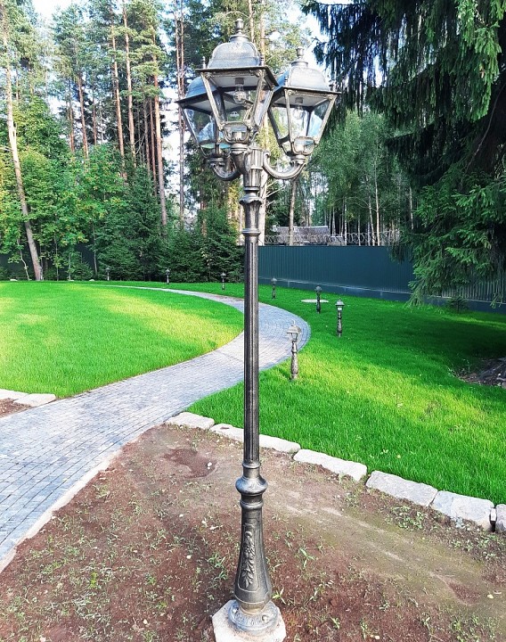 Фонарный столб fumagalli simon u33.202.r30.bxh27
