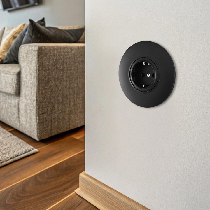 Розетка с заземлением и со шторкой arte milano set08-1 set08-1-40-1 black