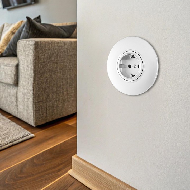 Розетка с заземлением и со шторкой arte milano set08-1 set08-1-40-1 white